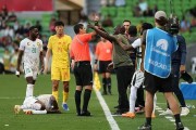 国足两球惜败非洲“雄狮”喀麦隆队，1胜1负终结澳大利亚之旅